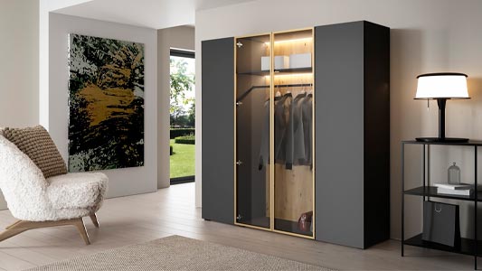 Antracit, smaragdzöld vagy kobaltzöld? Trendi színek a bútorokban és a lakberendezésben.